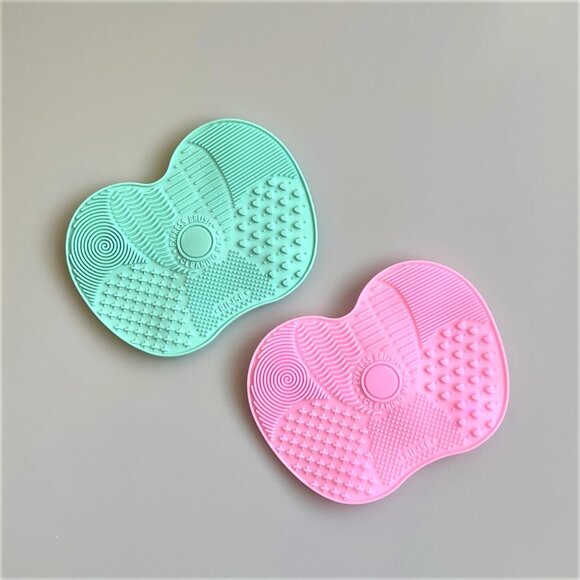 SILICONE GEL MAKEUP BRUSH CLEANING MAT WITH SUCTION CUP 2 PCS - Picture 10 of 12